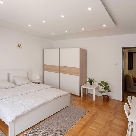 Apartman Zen ซาเกร็บ ภายนอก รูปภาพ
