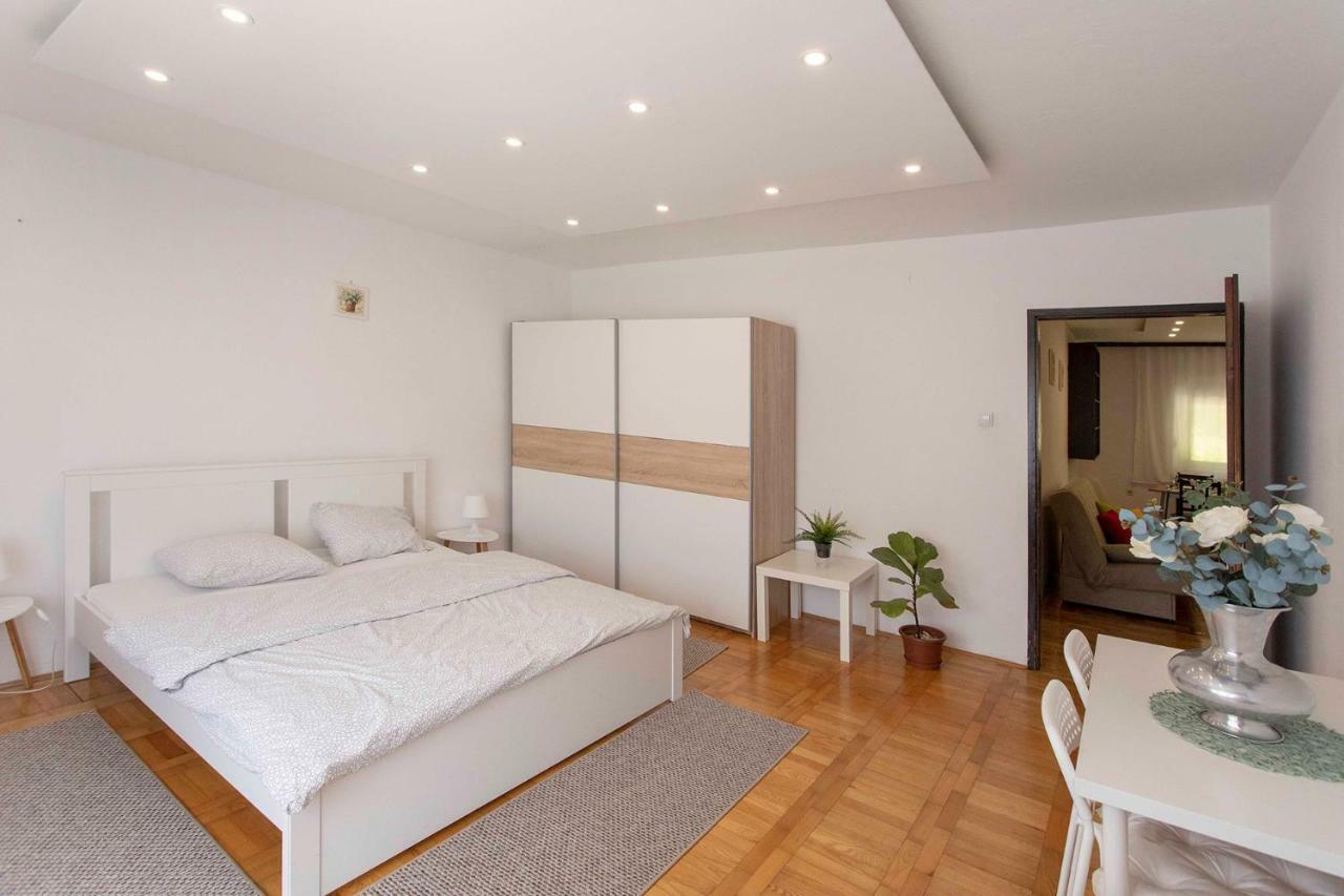 Apartman Zen ซาเกร็บ ภายนอก รูปภาพ